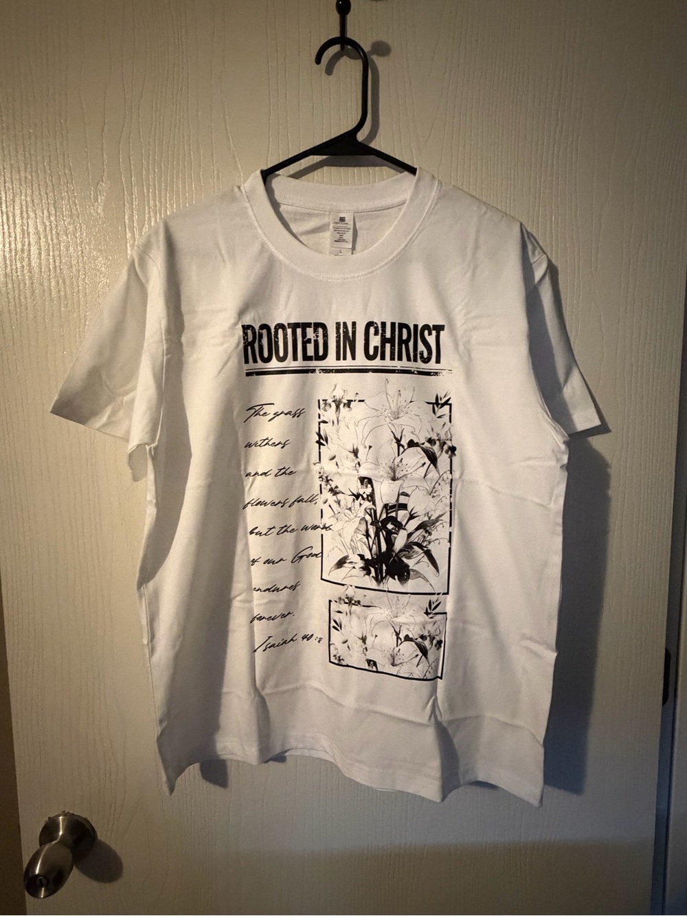 Rooted in Christ White Graphic Tee - Faith-Inspired Women’s Shirt Size Large
